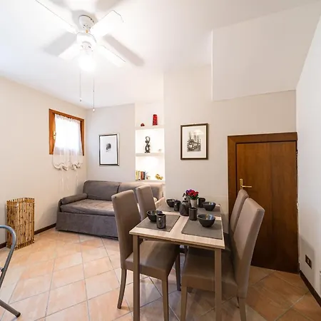 Ormesini Apartment *